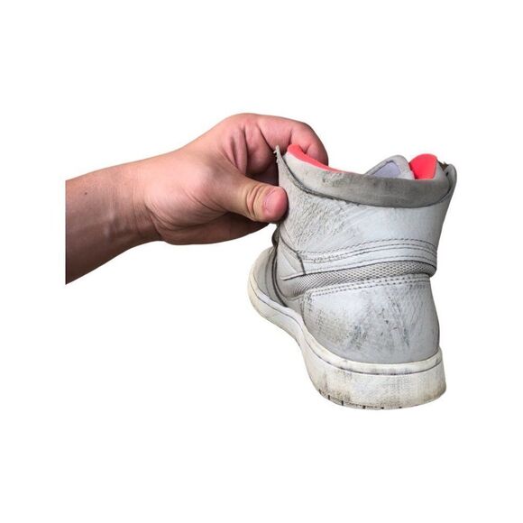 Nike Air Jordan 1 Retro High Nouveau Pure Platinum Crimson Size 8 - Picture 5 of 16